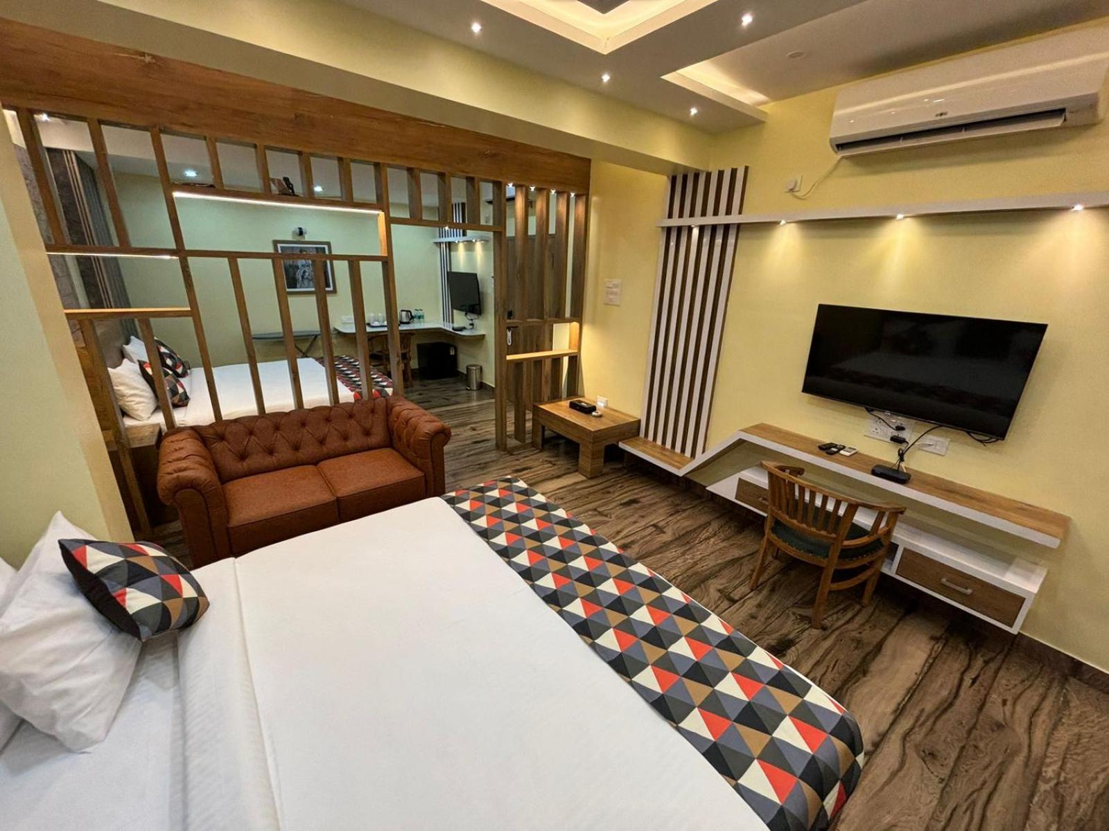 Forest Transit Hotel Coimbatore Exterior photo