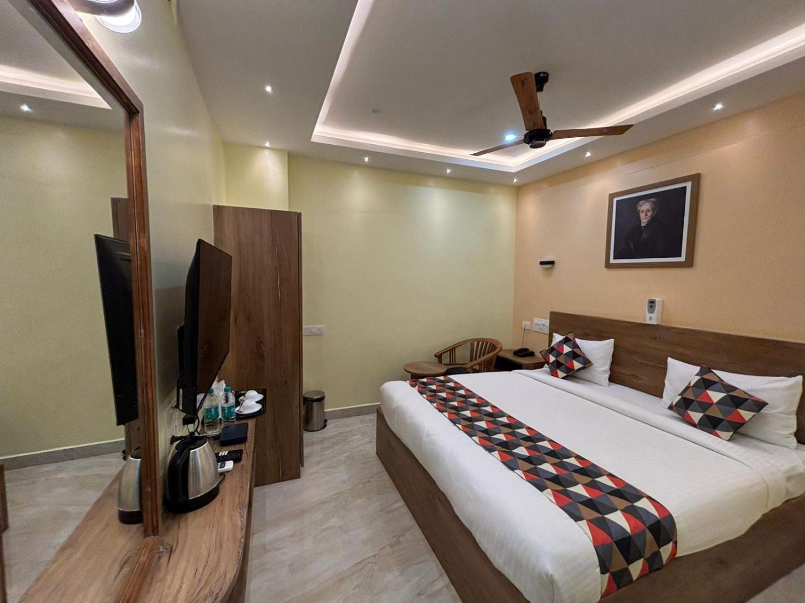 Forest Transit Hotel Coimbatore Exterior photo